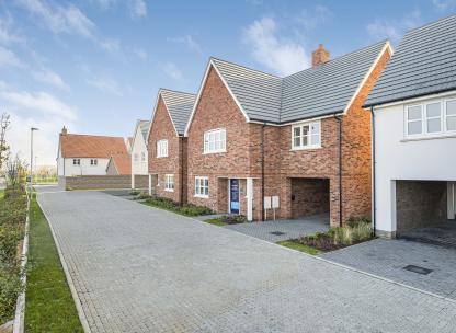 Lily External Shot Brick Build - Chesterford Meadows